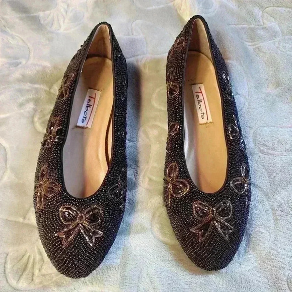 Vintage Talbots Fully Beaded Black Gold Bow Accent Ballet Flats Size 8M - Picture 2 of 9